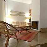 Townhouse For 6 With Ac Wifi 50m From The 타마리우