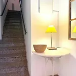 Townhouse For 6 With Ac Wifi 50m From The 펜션